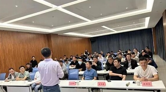 南安市消防器材協(xié)會召開“新能源領(lǐng)域消防產(chǎn)品”研討會